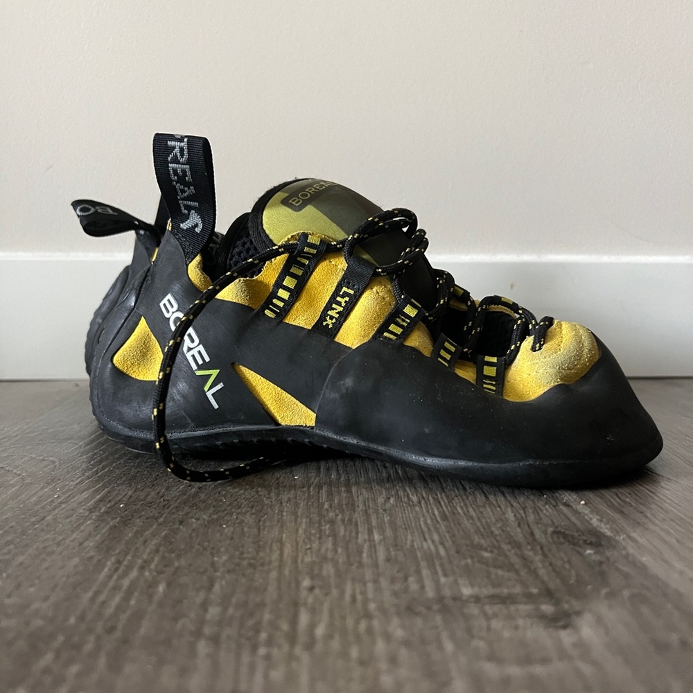 Boreal Lynx Climbing Shoes in Black and Yellow